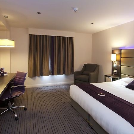 Premier Inn Glasgow East Kilbride - Peel Park Exteriér fotografie