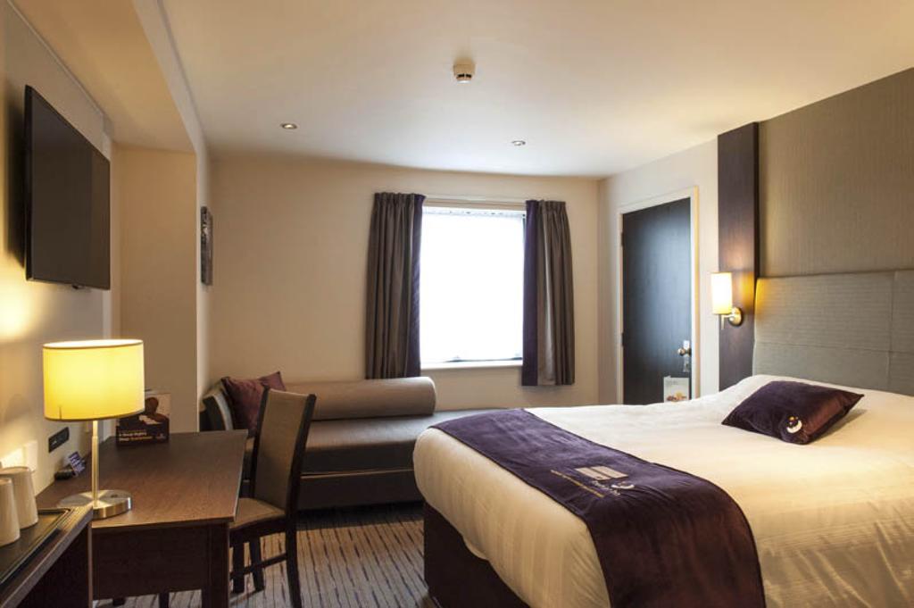 Premier Inn Glasgow East Kilbride - Peel Park Pokoj fotografie